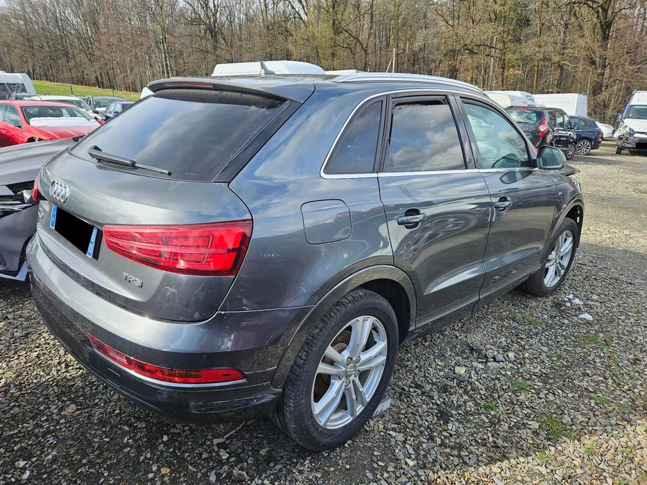 Audi Q3 s-line 1.4 tfsi 150kM automat Francja