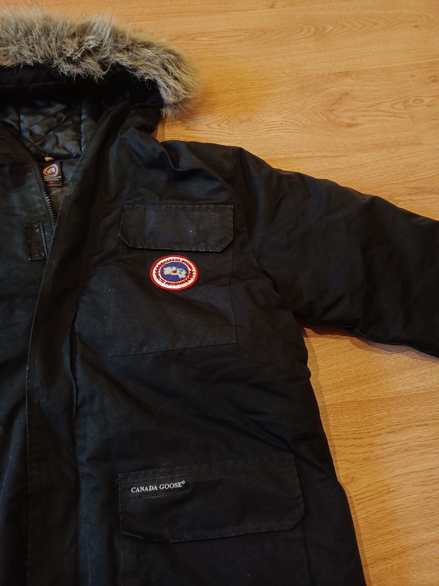 Kurtka zimowa ocieplana puchowa parka Canada Goose