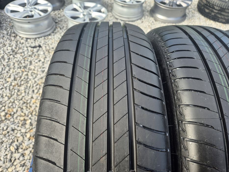 Bridgestone 215/60/17 rok 2024 niwe cena za 4szt letnie