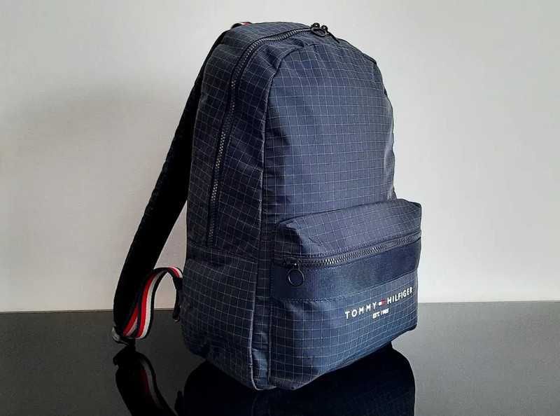 Plecak marki Tommy Hilfiger model Th Established Backpack