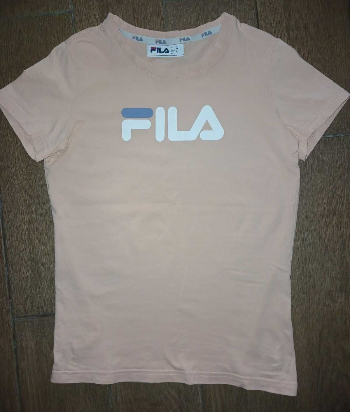 женская футболка FILA размер S-M