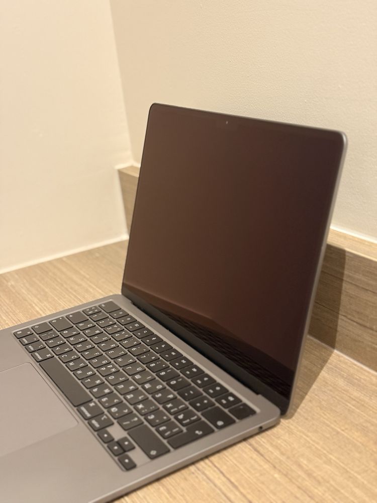 Macbook Air m2 8/512 Space Gray