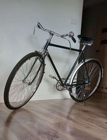 Odrestaurowany retro rower BH