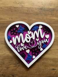 Serce dla mamy "mom love you" na prezent