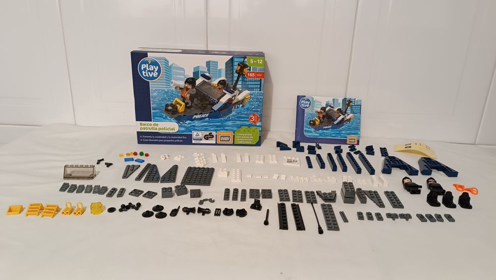 Barco de patrulha policial Play Tive. 5 a 12 Anos. Completo