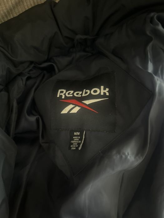 Тепла стильна чоловіча куртка