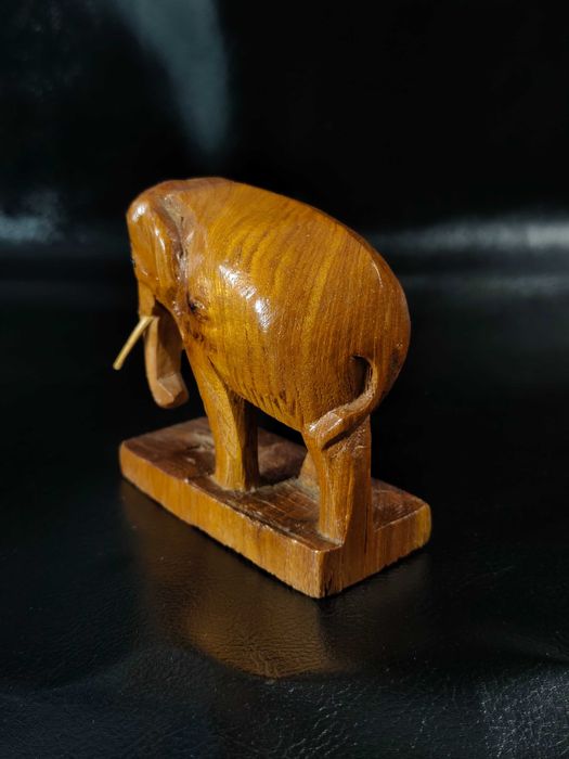 Słoń Z Drewna Teak