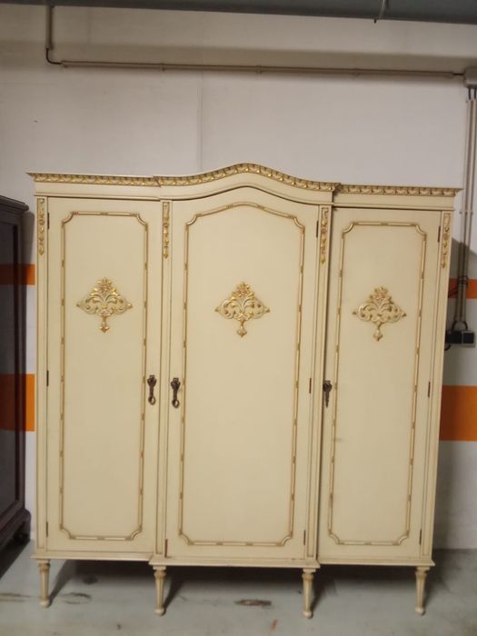 Armario guarda fatos branco lacado antigo