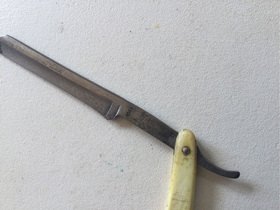 Опасная бритва Zolingen и Труд Вача.