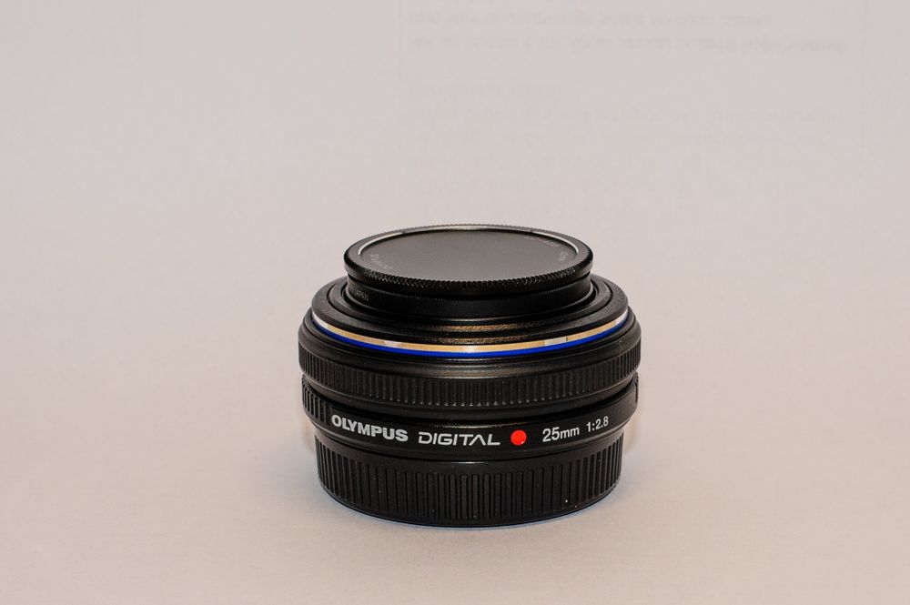 Olympus Zuiko Digital 25mm f/2.8 Pancake – stan bdb, mocowanie 4/3