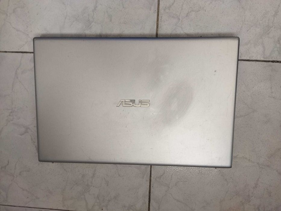 Portátil ASUS VivoBook i5 8ª Gen