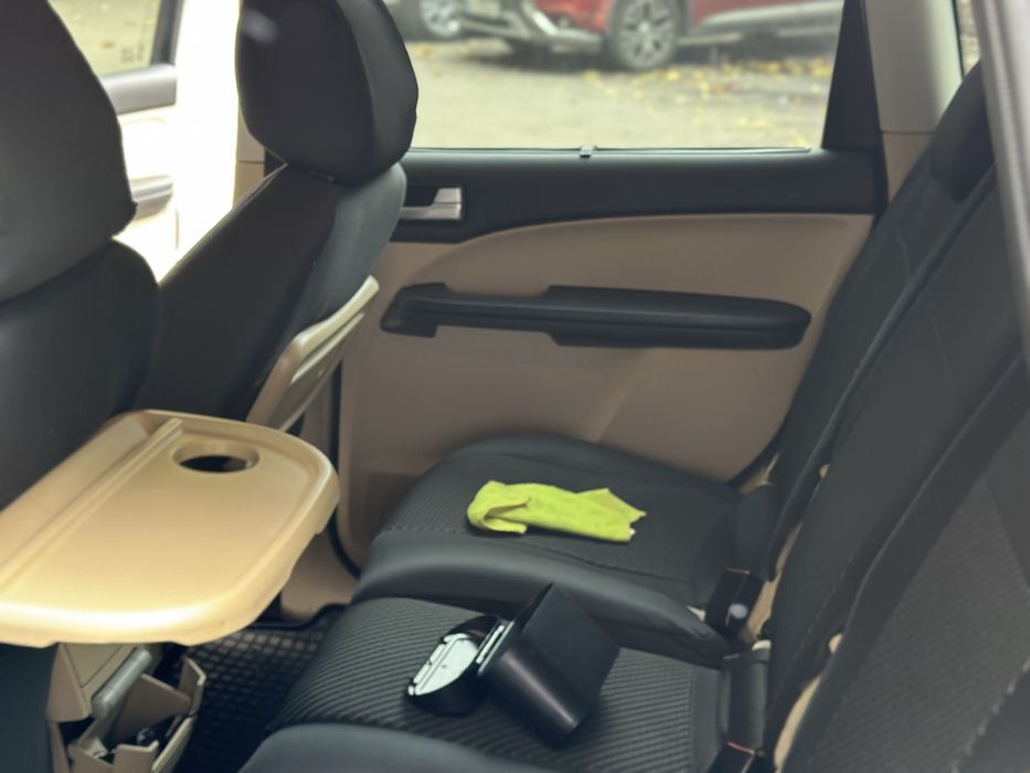 Продам авто Ford c-max