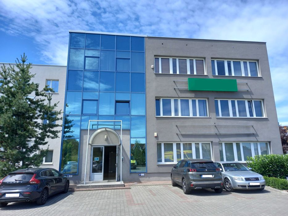 Pokój biurowy 27m2 na Mińskiej.