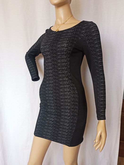 Sg Sukienka damska 34 , XS H&M mała czarna 34 , XS  , obcisła sukienka