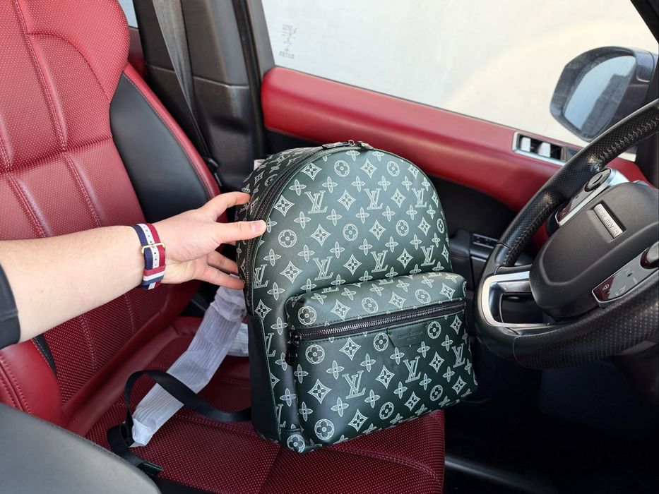 Louis Vuitton Discovery зеленый рюкзак портфель ранец мужской