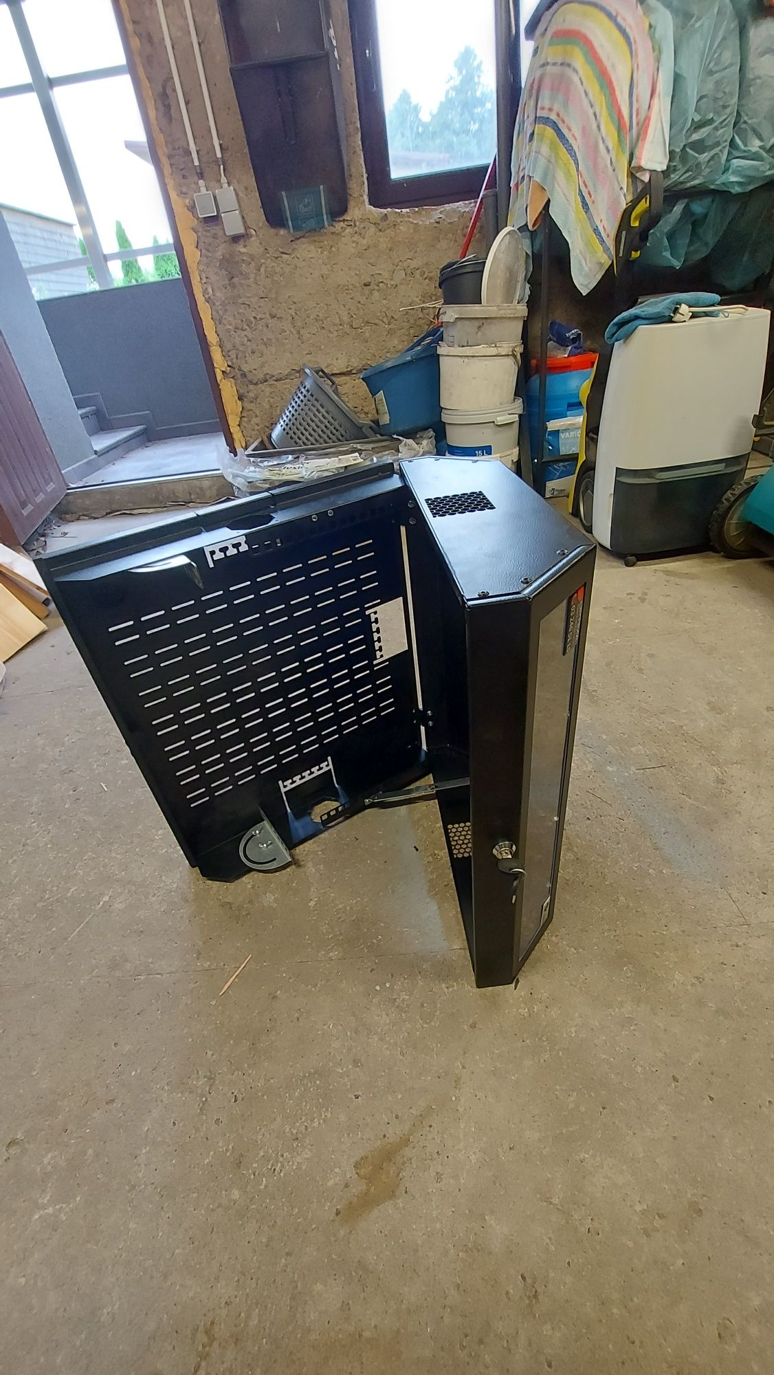 Szafa Rack mała.