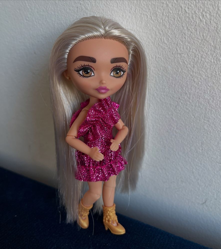 Lalka Barbie Extra Minis, Mattel