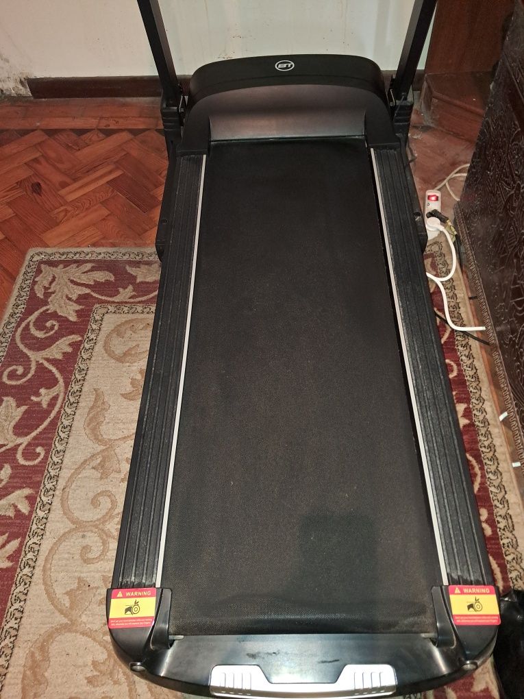 Passadeira de corrida/caminhada de ginásio  Bodytone Dt16