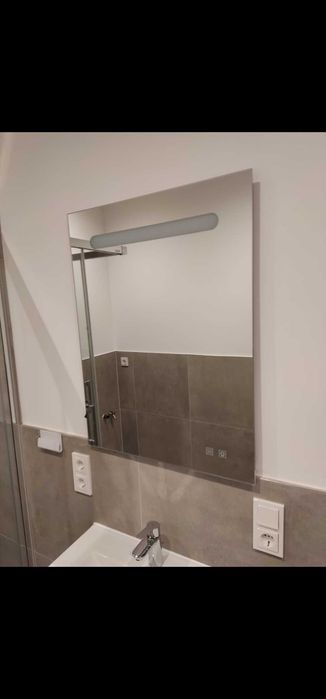 Ekskluzywne lustro łazienkowe z wieloma finkcjami