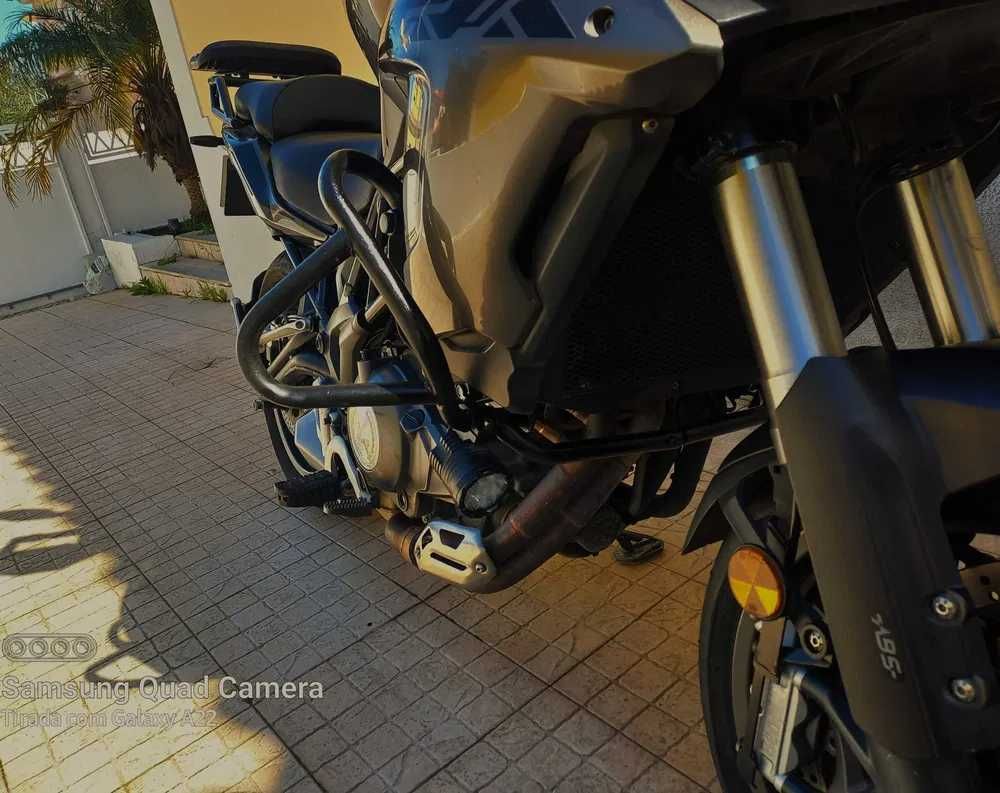 Benelli TRK 502  Abs