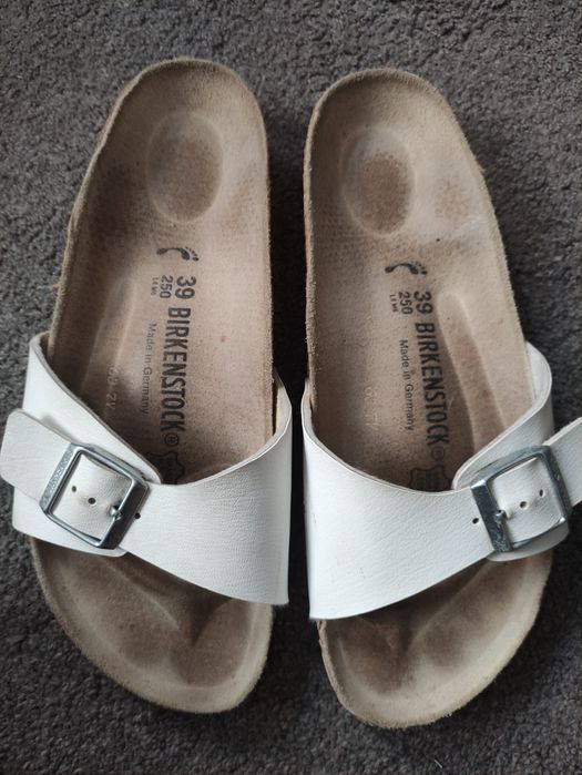 Birkenstock klapki białe 39