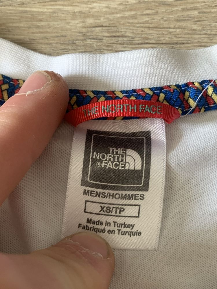 Футболка tnf