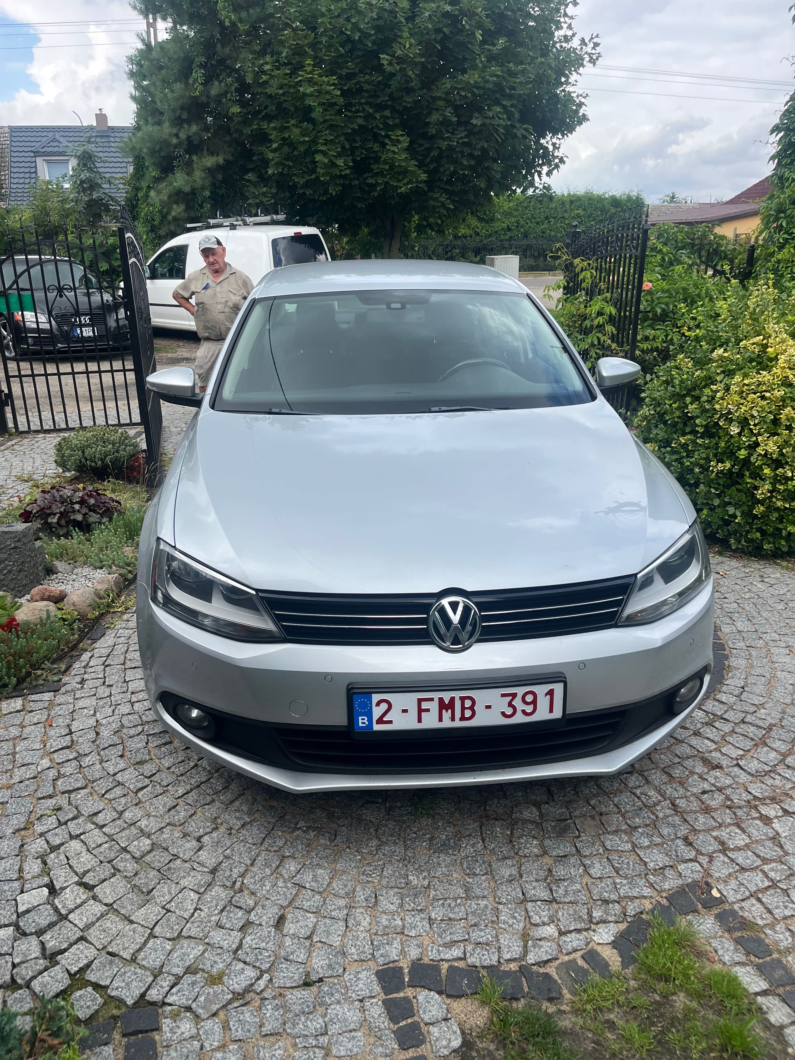 Sprzedam świeżo sprowadzone VW. Jetta 1.6 Tdi