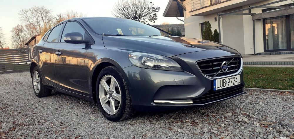 Volvo V40 Sprowadzony Zarejestrowany Meega oszczędny W stanie BDB