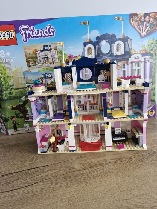 Oryginalny Lego hotel