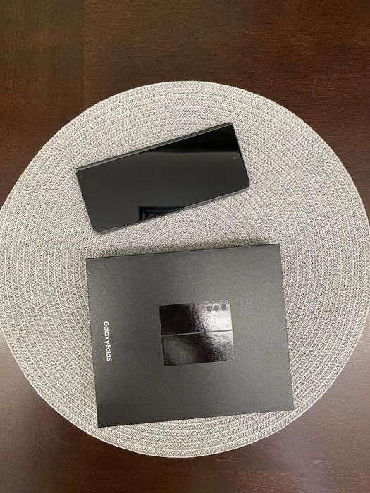 Продам Samsung Fold 5