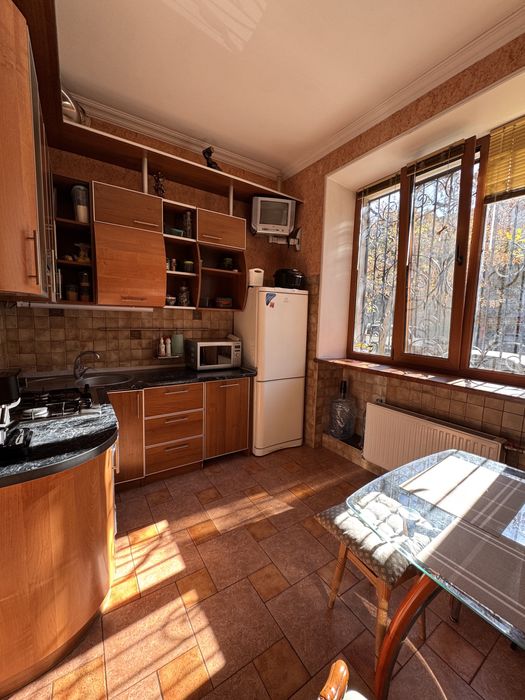 Центр, Семинарская, Двухкомнатная квартира, сталинка, есть видео