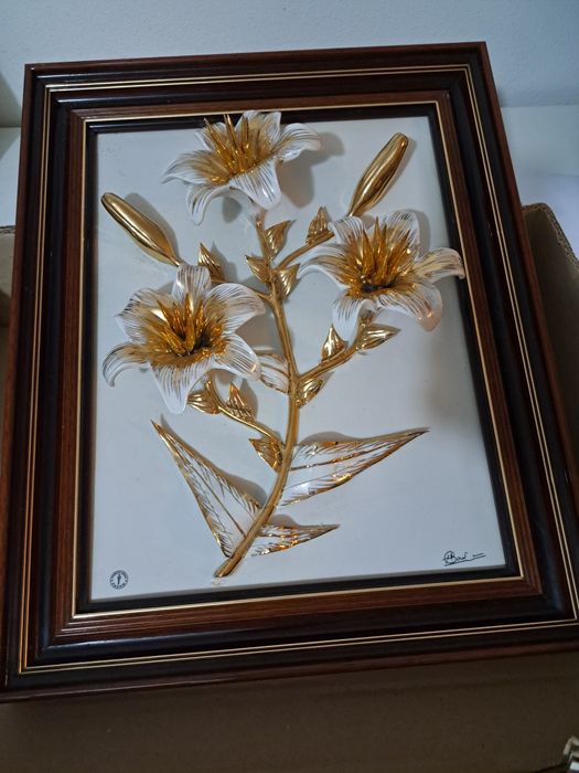 Espiga em alto relevo