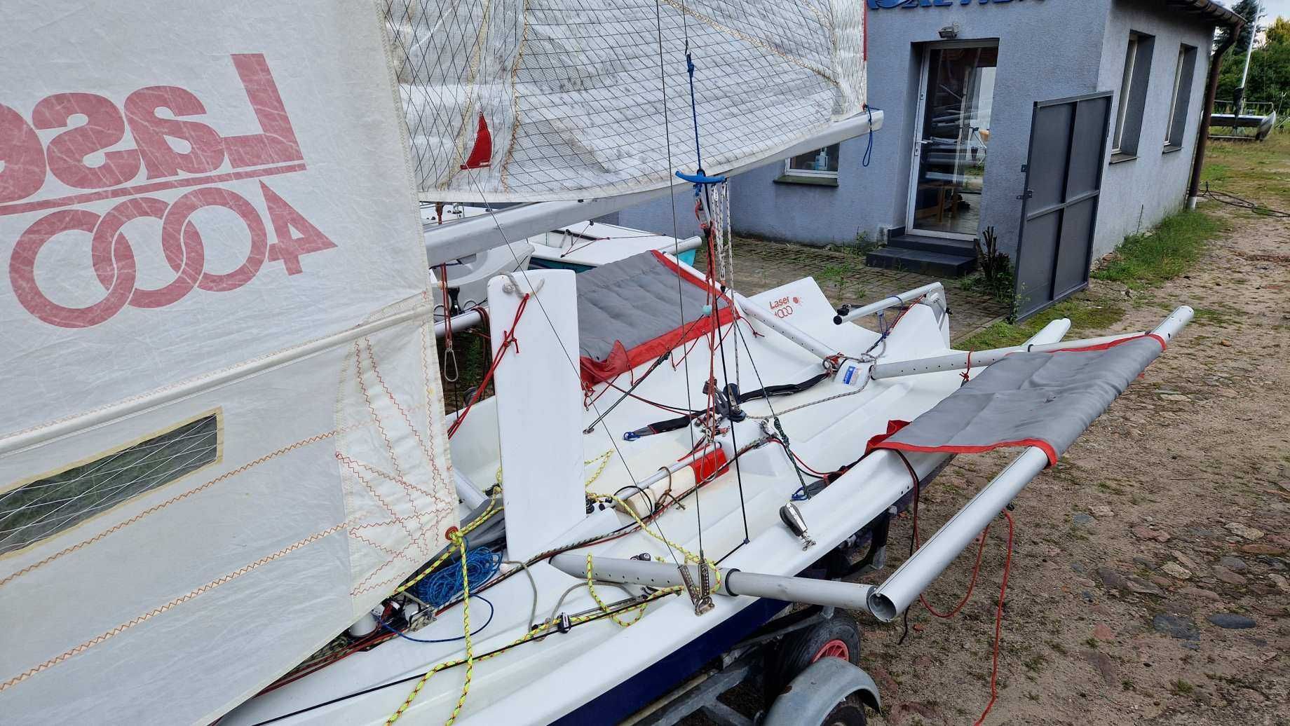 Łódź żaglowa żaglówka skiff Laser 4000 + wózek slipowy