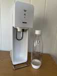 SodaStream – saturator do gazowania wody + butelka