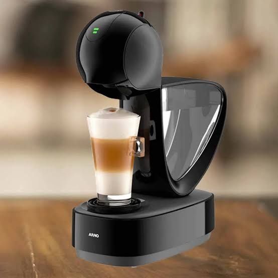 Máquina de Café Dolce Gusto Veríssimo Preta