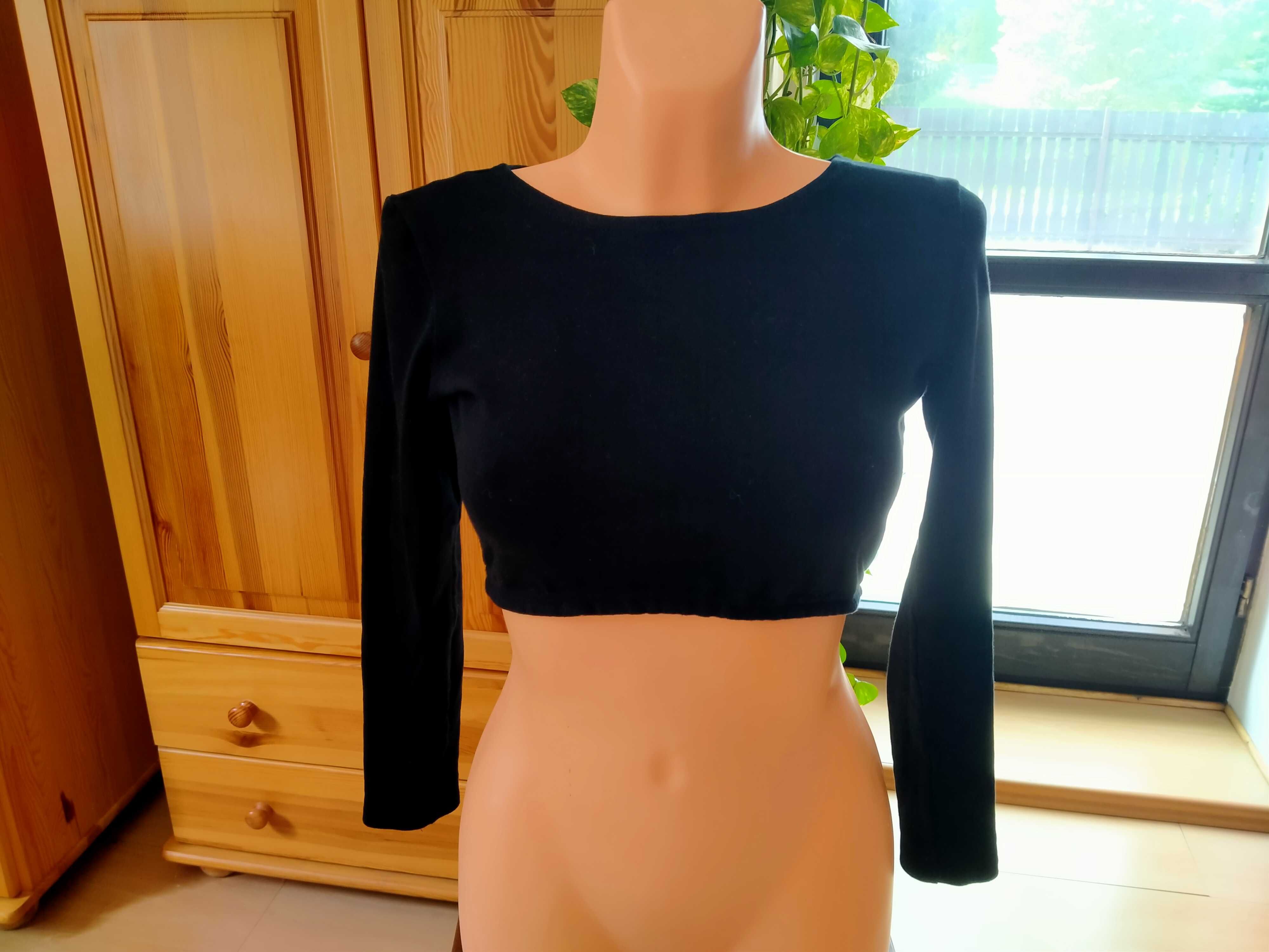 Czarny crop top z długim rękawem XS/S