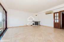 Apartamento T3 c/ Varanda | Quinta do Rosário, Évora