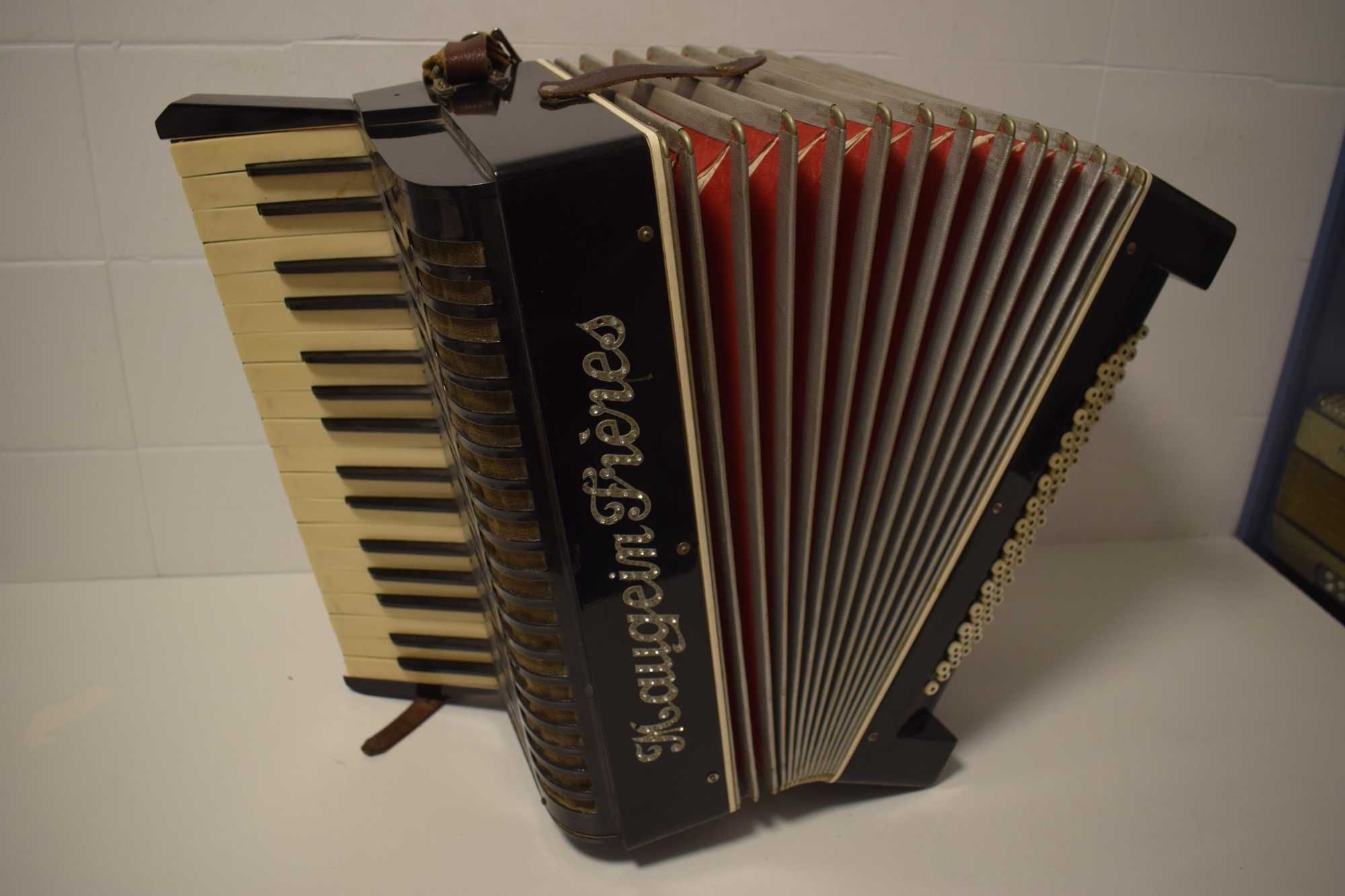 Acordeon Maugein Freres. N 134