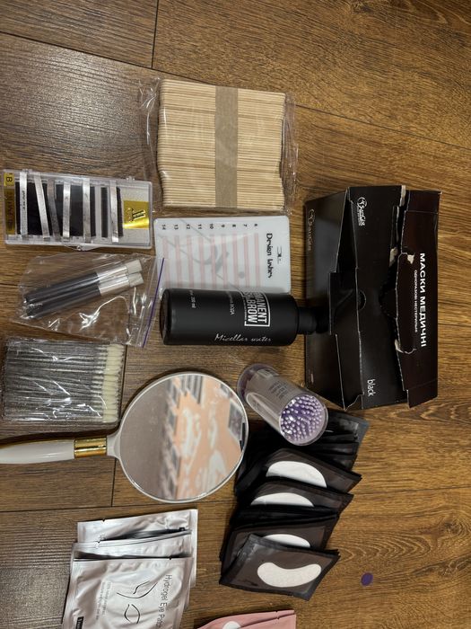 Матеріали для нарощення вій