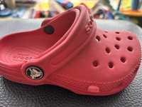 CROCS czerwone r. 25 (8) buty klapki sadały crocsy