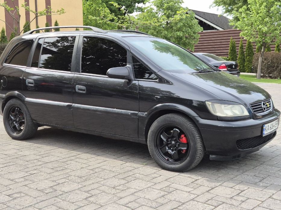 Продаю Opel Zafira a