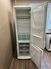 Холодильник Electrolux ERB 9041