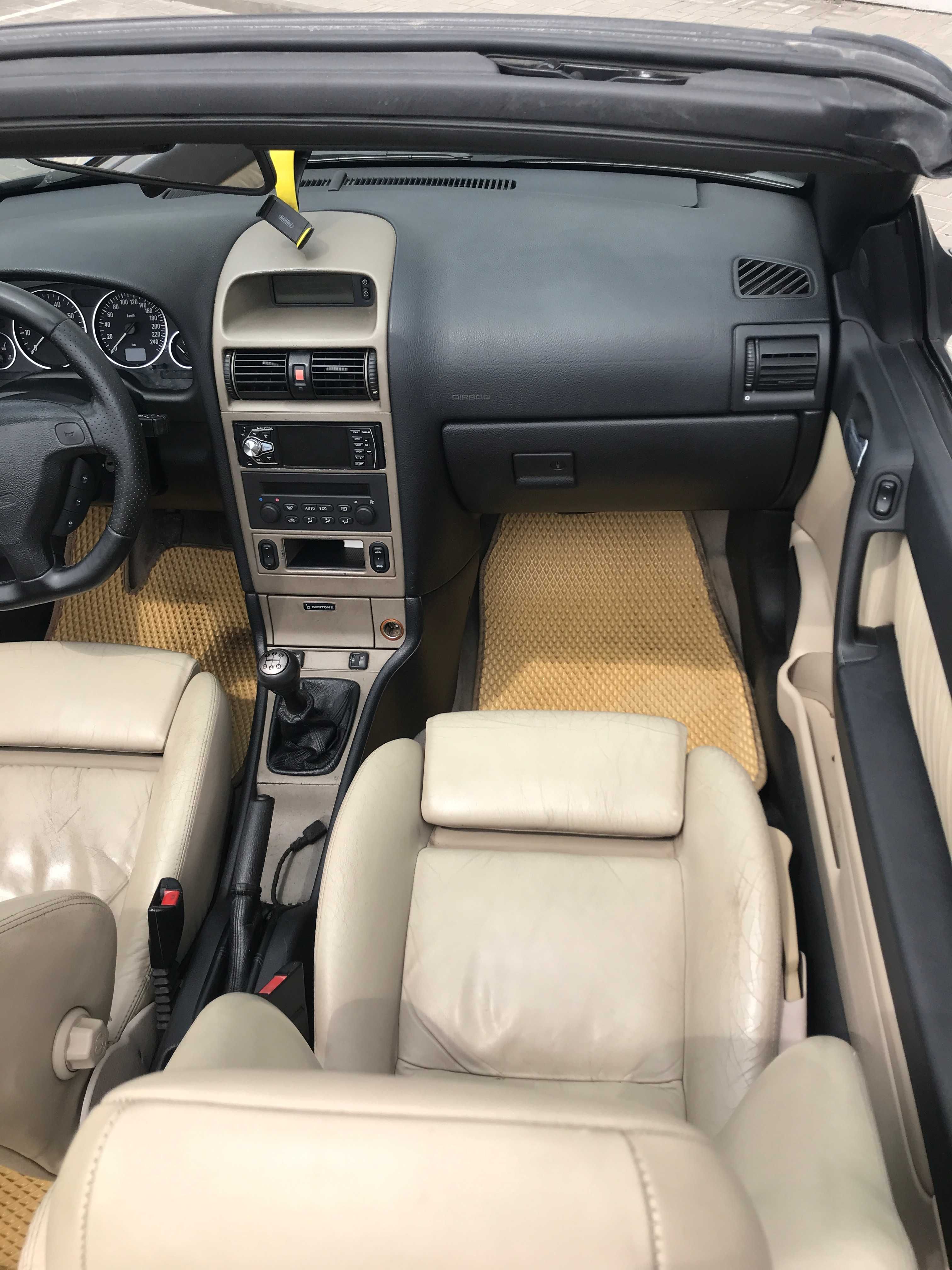 Кабріолет Opel Astra 2002р, 2,2 двигун, 210 тис пробіг