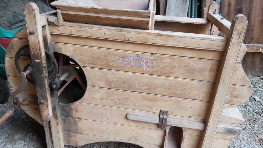 zabytkowy młynek zbożowy może dalej dobrze służyć