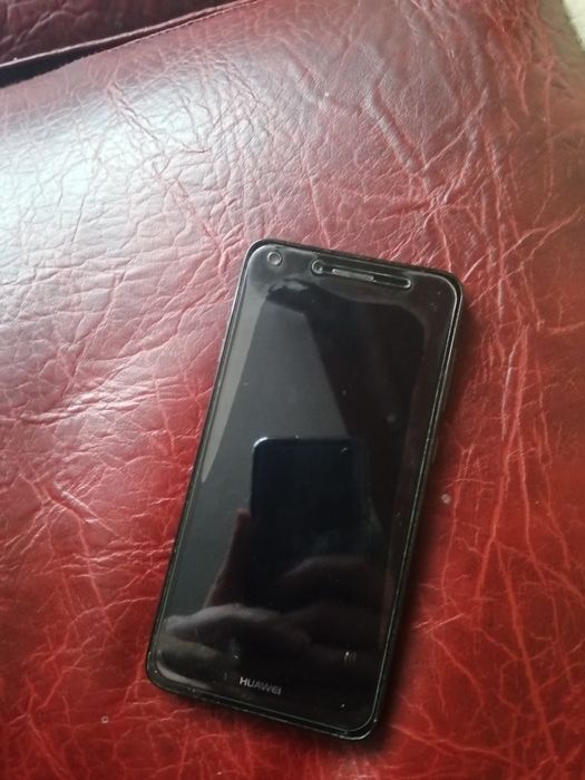 Продам Huawei Y5