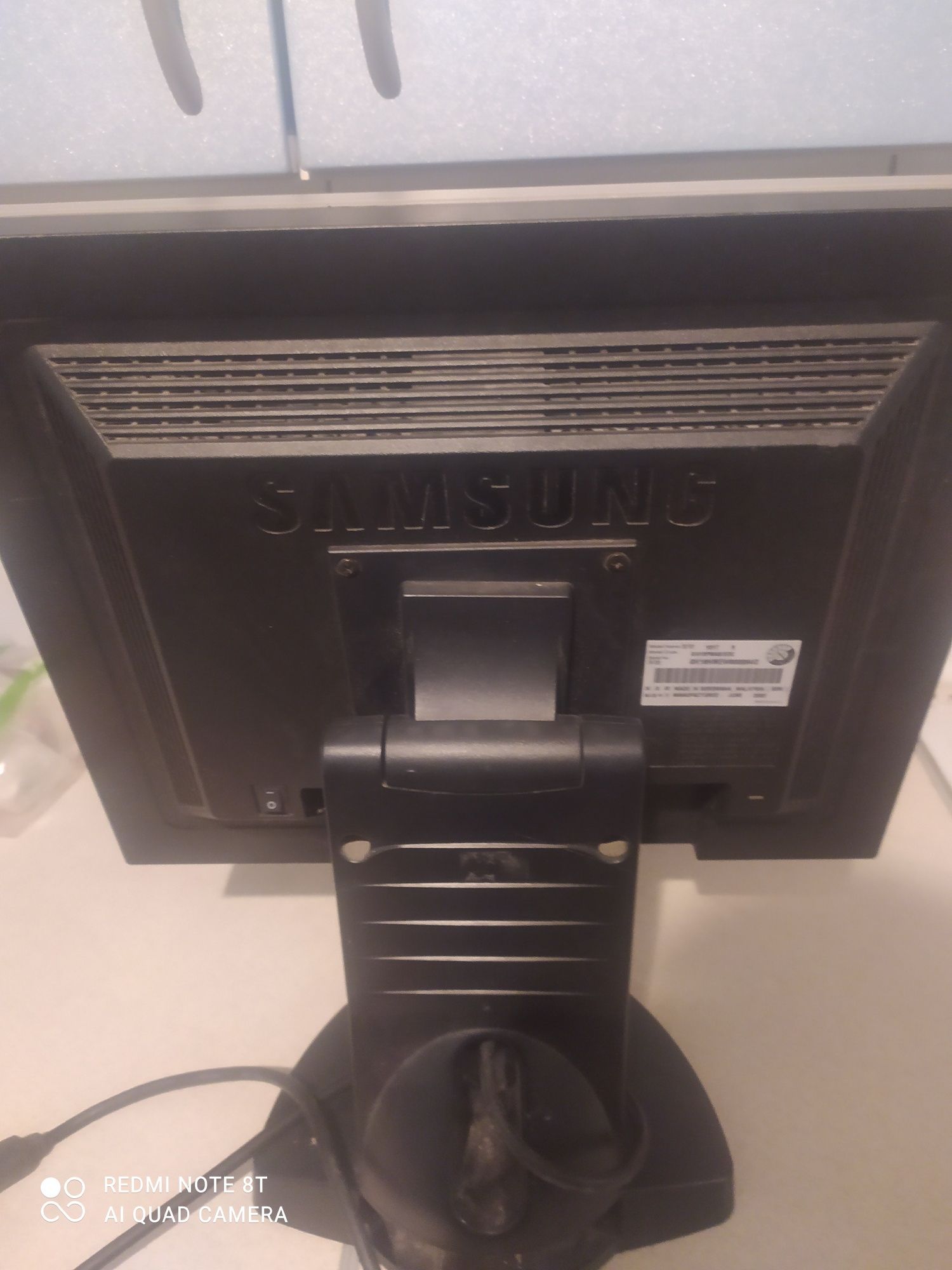 Monitor Samsung z kablem