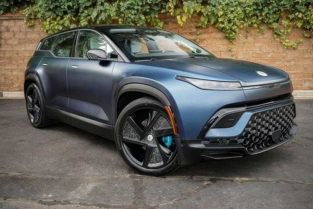 Fisker Ocean One      2023