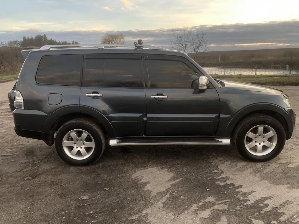 Mitsubishi pajero wagon 3.0GAS 2007