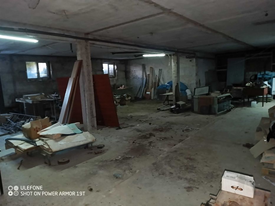 Виробничі приміщення, готель, ресторан, склад