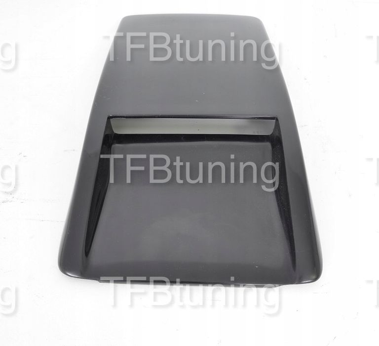 wlot carrera gt na maskę porsche 924 tfb tuning